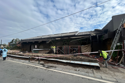 Boğaz'daki kaçak yapıların yıkımları sürdürülüyor