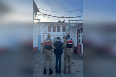 Uyuşturucu ticareti suçundan aranan şahıs JASAT operasyonuyla yakalandı