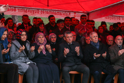 CHP Genel Başkanı Özel’den Kapıçam Deprem Şehitliği’ne ziyaret
