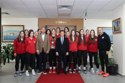 Marmaris Belediyespor U18 Voleybol Takımı 5. kez Muğla şampiyonu