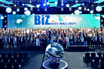 Beyaz Kâğıt’tan   20. Yılına Özel Büyük Kutlama