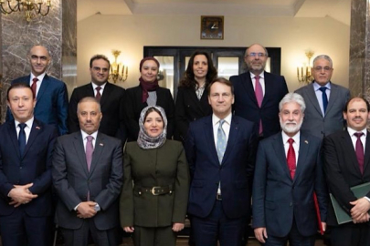 Katar Büyükelçisi Al Mahmoud, Arap Büyükelçileriyle yapılan görüşmeye katıldı