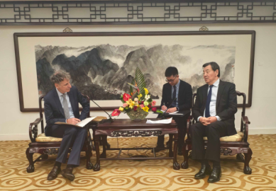 Çin’in Orta Doğu Özel Elçisi Zhai, İsrail büyükelçisi ile görüştü