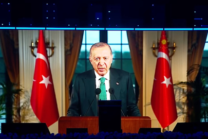 Erdoğan: Türkiye olarak insani değerleri ve adaleti merkeze alıyoruz