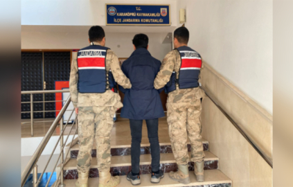 Şanlıurfa’da hırsızlık suçundan 12 yıl 6 ay cezası bulunan şahıs yakalandı