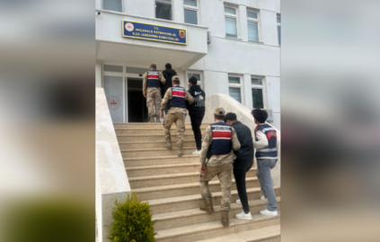 Şanlıurfa'da göçmen kaçakçılığı operasyonu