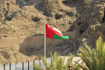 Albusaidi: Kalıcı barış için ciddi müzakereler gerekiyor