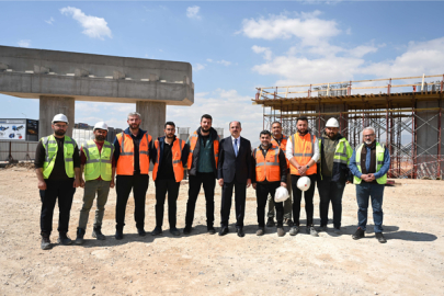 Altay, inşası süren TÜMOSAN kavşağında  incelemerde bulundu