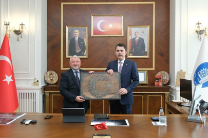 Bakan Kurum'dan Çorum Belediyesi’ne ziyaret