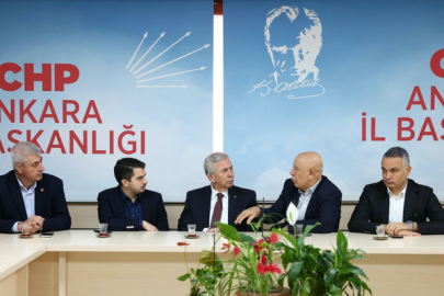 Başkan Yavaş, CHP Ankara İl Başkanlığı’nı ziyaret etti
