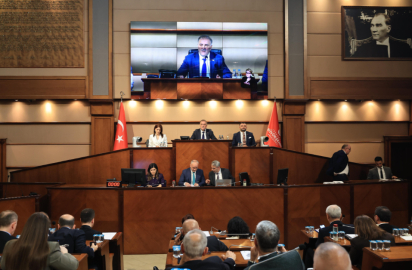 İBB Meclisi’nde “mühürsüz oy” tartışması