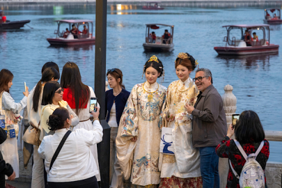 Çin: Vizesiz kolaylıktan daha fazla yabancı dostun faydalanmasını bekliyoruz