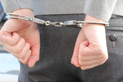 Hatay’da Kızılay konteynerlerinden klima çalan şüpheli tutuklandı