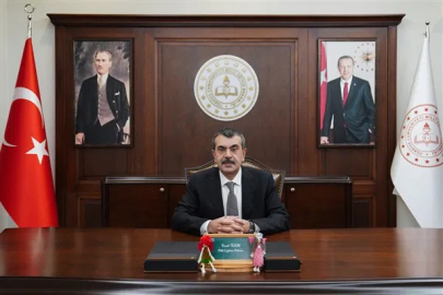 Tekin, OECD Beceriler Zirvesi’ndeki oturuma başkanlık etti