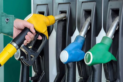 Sürücülerin Tadı Kaçtı: Akaryakıta Dev Zam! Petrol Fiyatları 3 Haftanın Zirvesinde