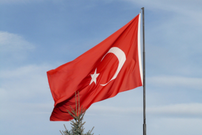 Siyasilerden şehit polis memuru Serkan Hızlı'ya başsağlığı