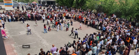 Mersin’de Kritik Sınav: Yenişehir Proje İmam Hatip’e Girmek İçin Ter Döktüler