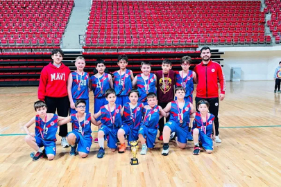 Karaman Özel İdare Spor Kulübü Basketbol Takımı, Konya'da üçüncü oldu