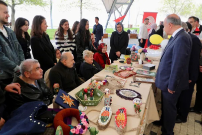 Vali Erol, Engelliler Haftası sergi açılışına katıldı