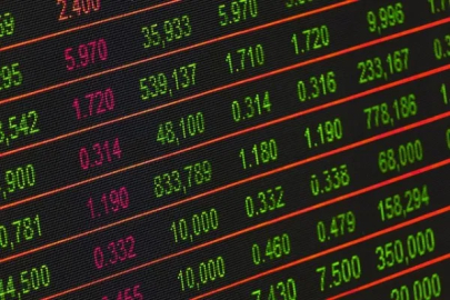 Hisse senedi piyasaları güne karışık başladı