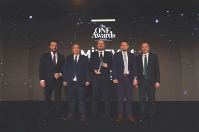 Eminevim, The ONE Awards’ta “Yılın En İtibarlı Markası” seçildi