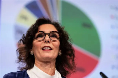 Lahbib: AB üye devletlerini dönüştürme uygulamalarını yasaklamaya çağırıyoruz