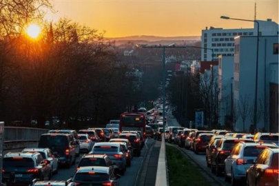 TÜİK- Nisan’da trafiğe kayıtlı taşıt sayısı 34,2 milyona ulaştı